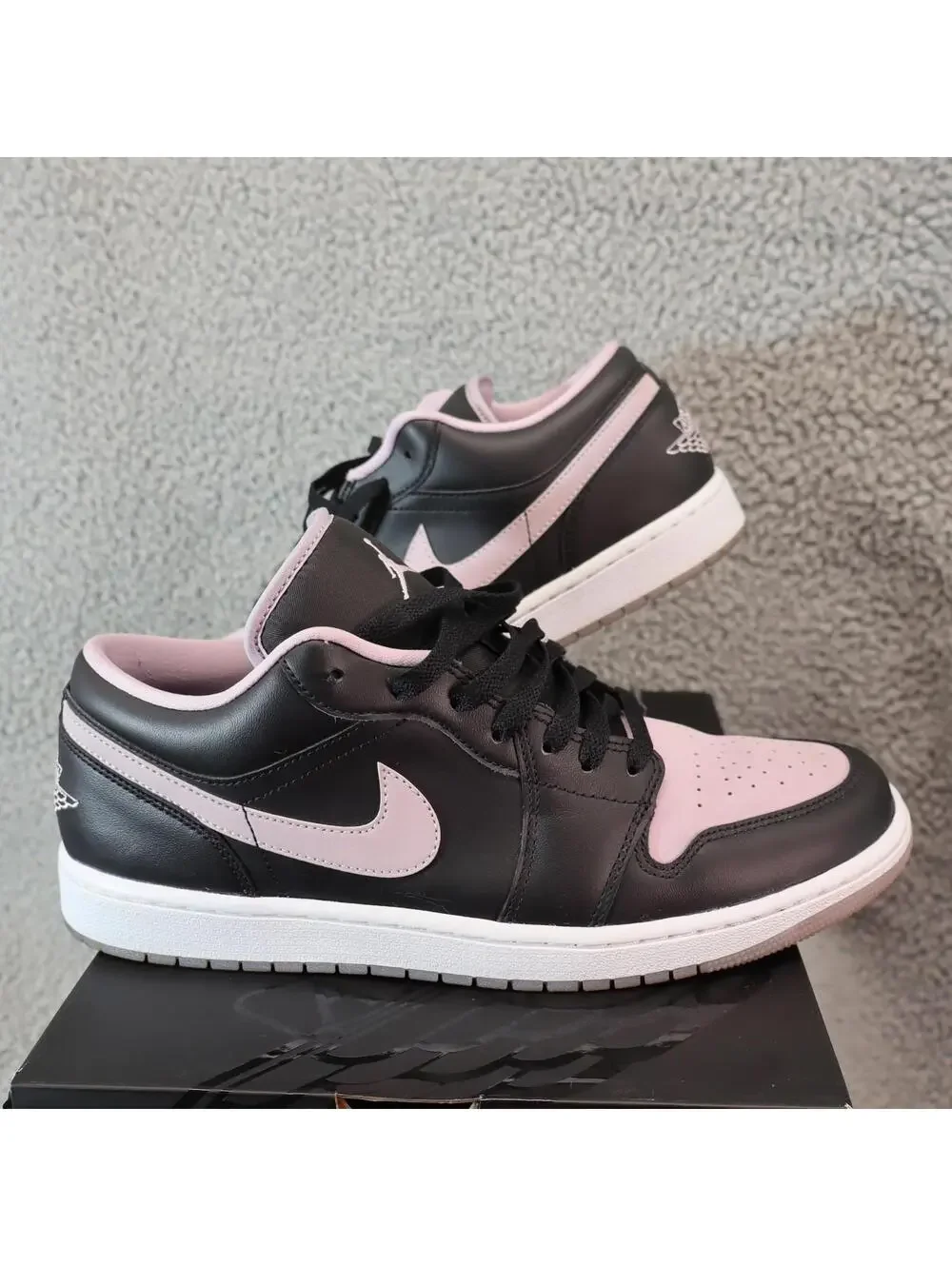 Jordan 1 Low SE Black Iced DV1309-051 Women 11.5 / Men 10